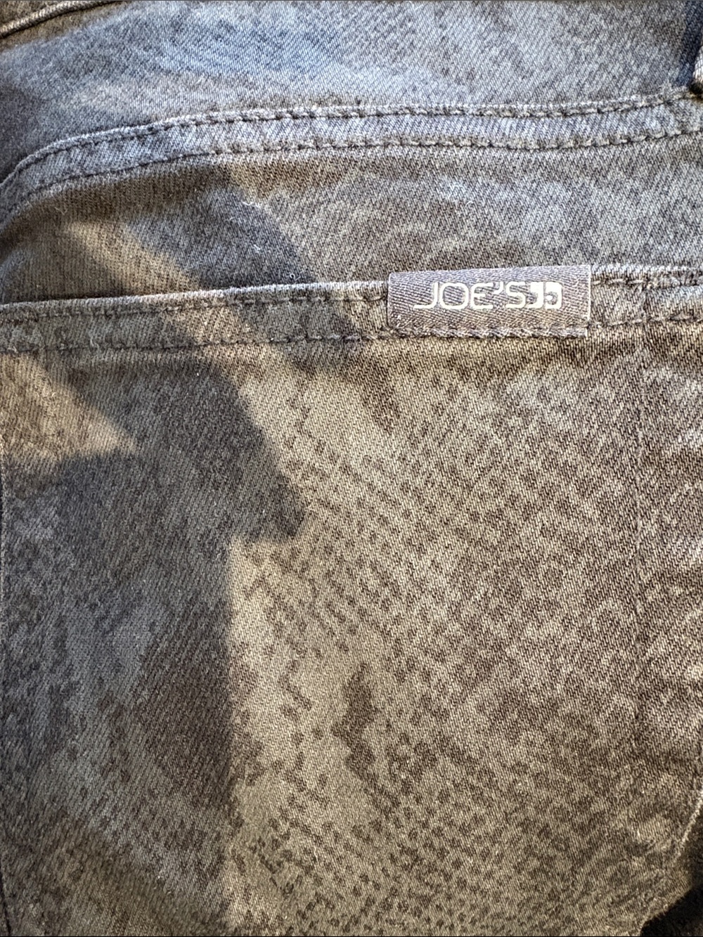 Joe's Jeans Snake Print Pocket Denim - black and Gray size 28